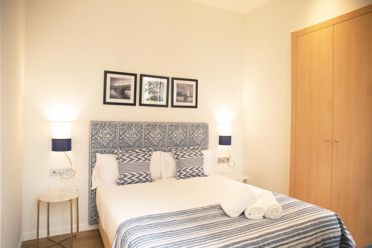 Nqn Aparts & Suites Sevilla Exterior photo